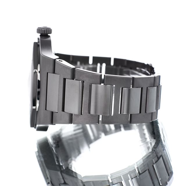 Girard Perregaux Laureato 81010-11-3153-1CM Image 2